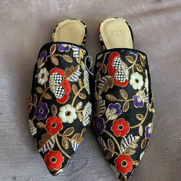 MARC FISHER FLORAL MULES SZ 7.5 - Picture 2 of 7